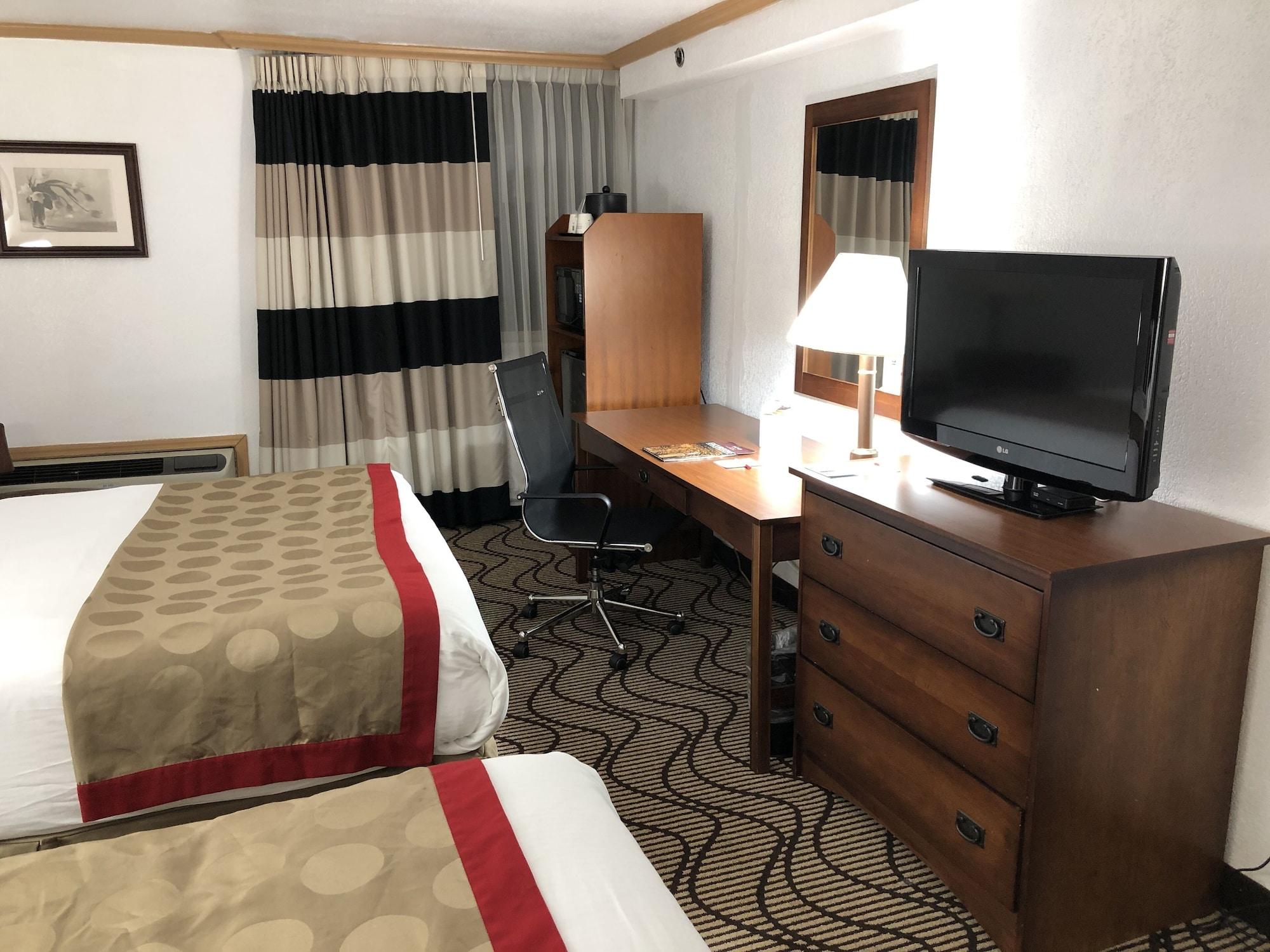 Ramada By Wyndham Birmingham Airport Hotell Eksteriør bilde